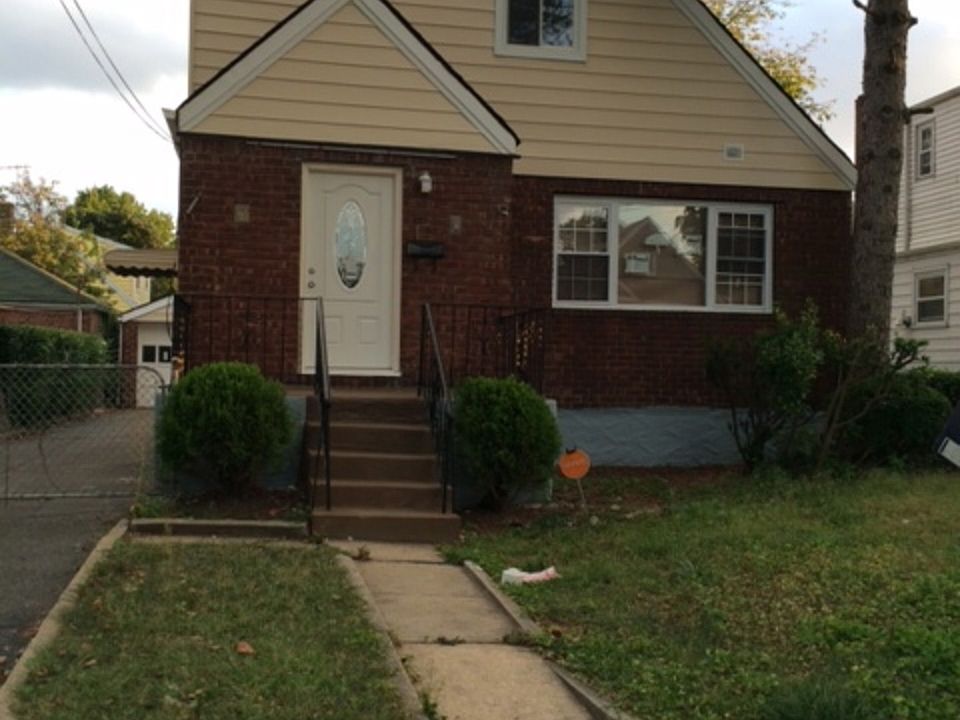 1st image of 22544 112th Ave