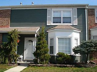 222 Yorkshire Ct, Old Bridge, NJ 08857