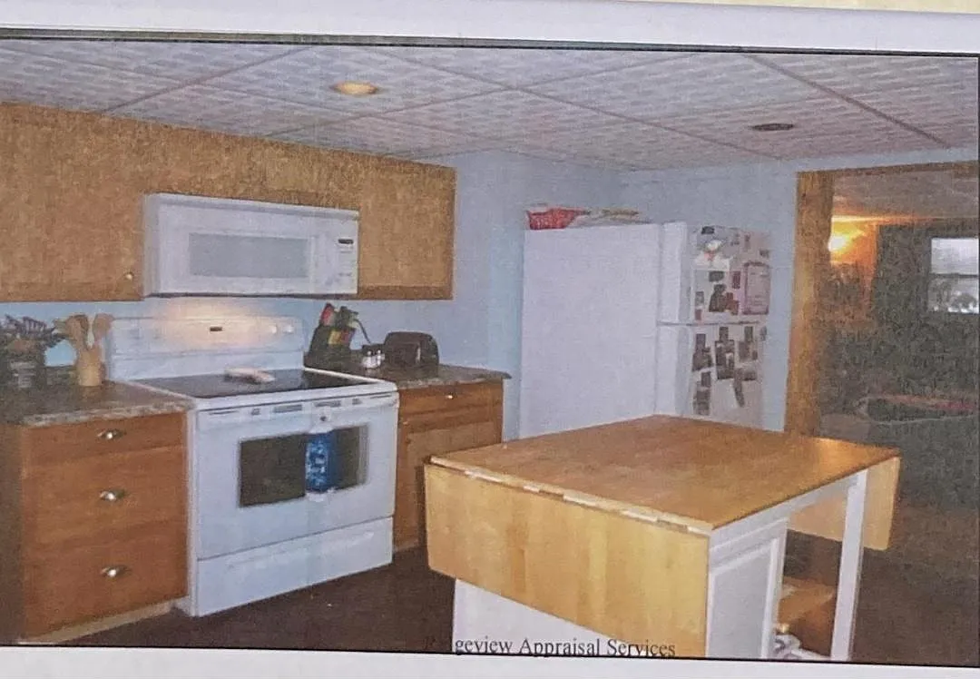 1 bed, 900 sqft, $1,800 — Photo 1