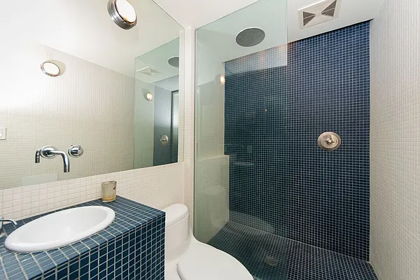 Sold by Tabak Real Estate | media 19