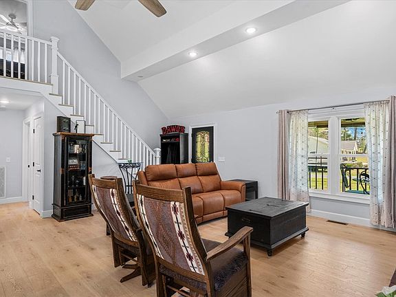 4th image of 4401 Trailwood Dr