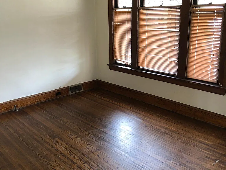34 Englewood Ave — Photo 9