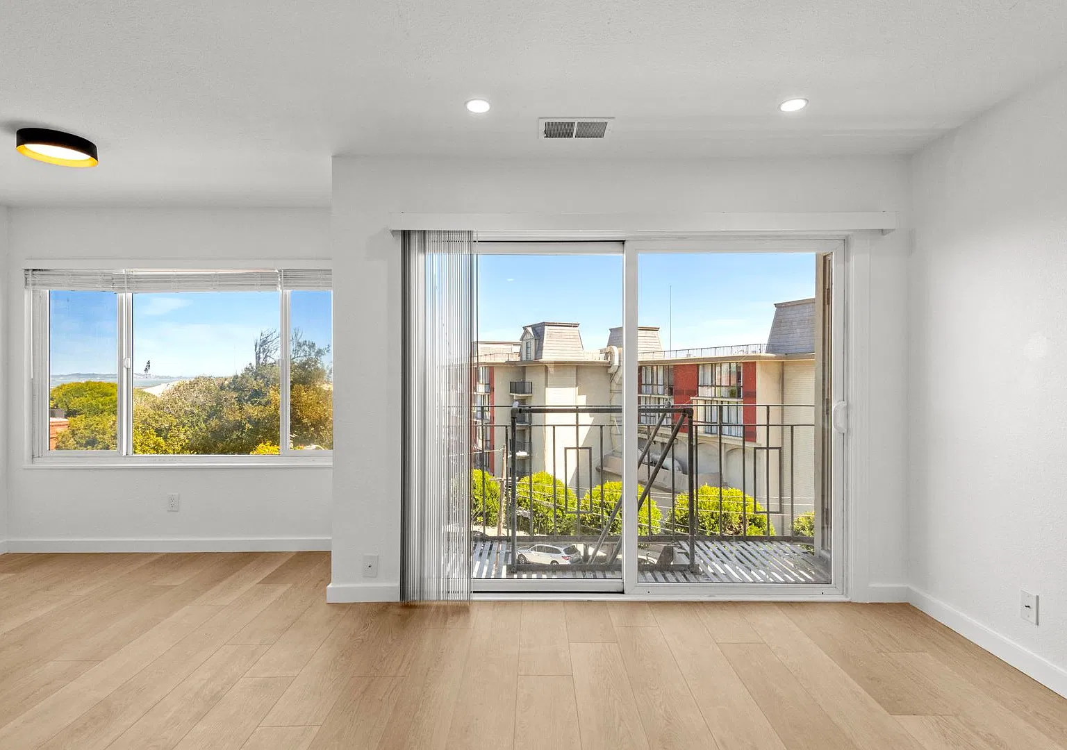 Renovated 2BR with Bay Views & In-Unit Laundry! — Photo 2