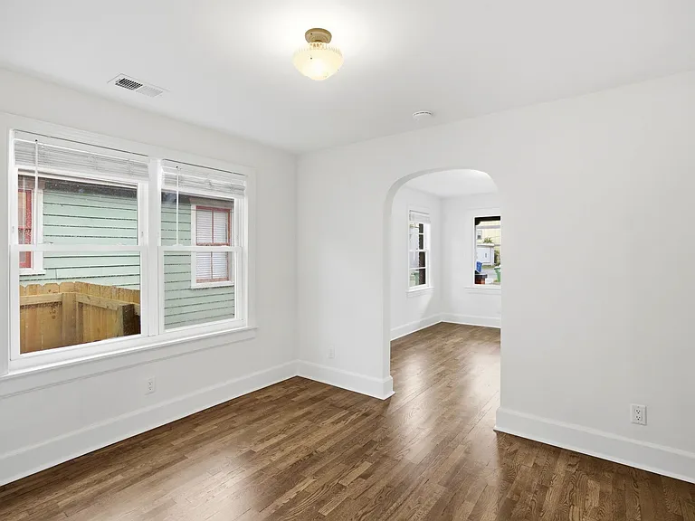 612 S 6th St — Photo 17