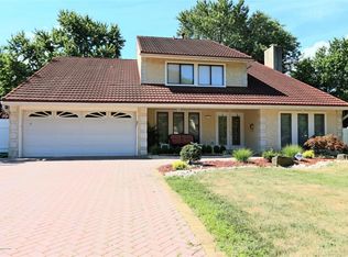 40 Tilton Dr, Freehold, NJ 07728