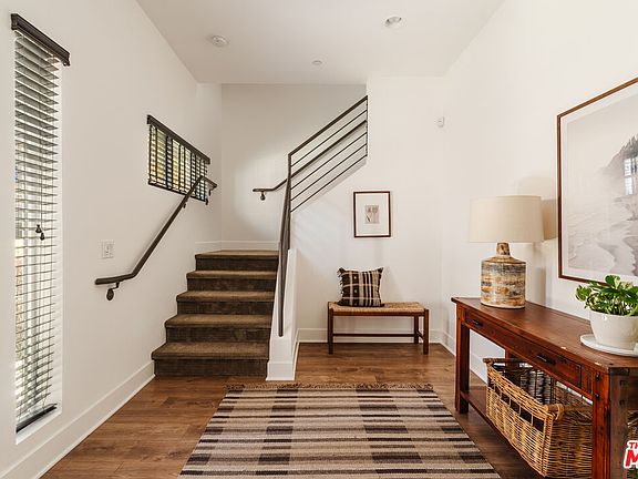 4th image of 2753 Waverly Dr APT 601