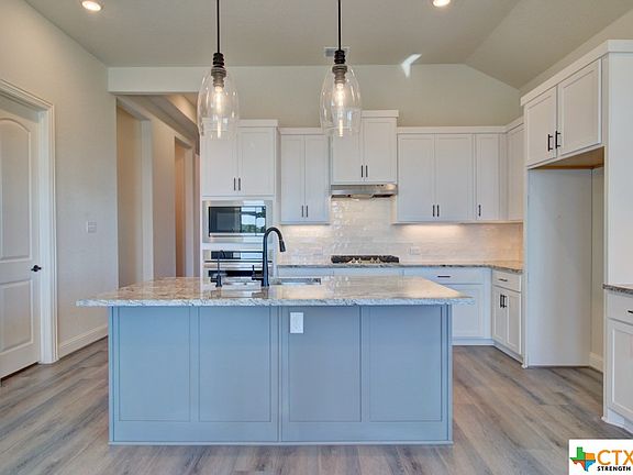 5th image of 1571 Seekat Dr
