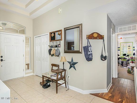 3rd image of 6035 GREEN POND Drive