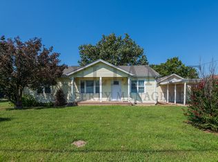 902 W Wallingford St, Wichita, KS 67217