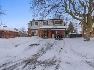 9 Crestview Ave, Brampton, ON L6W 2R7