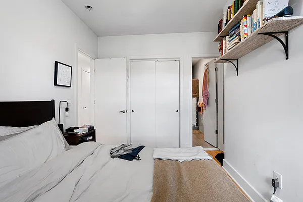 Rented by Safdie Realty Group | media 24