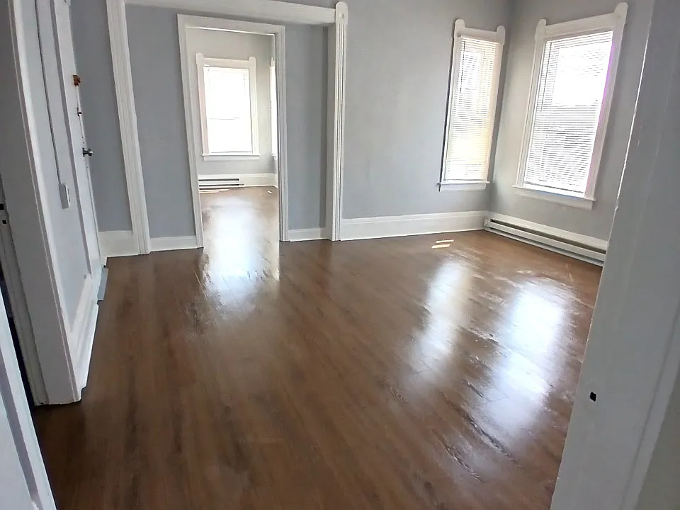 667 Southbridge St #2