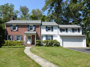 8 Woodcroft Rd, Summit, NJ 07901