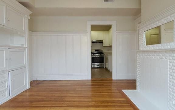 3rd image of 610 Ashbury St #600