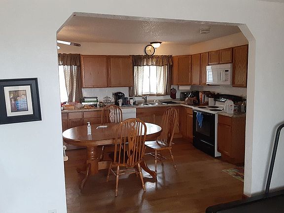 4th image of 256 Prospect Dr