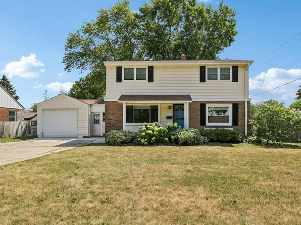 9035 W Morgan AVENUE, Milwaukee, WI 53228