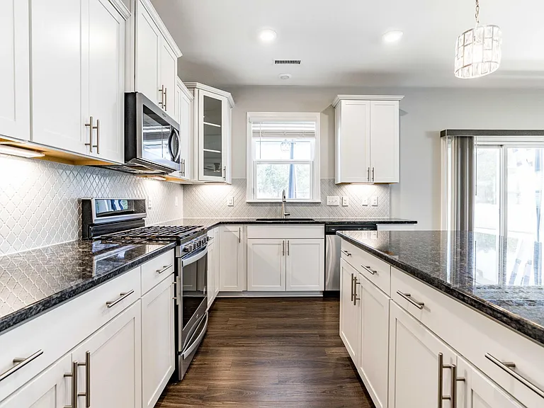 3409 Dover Wood Ln — Photo 15