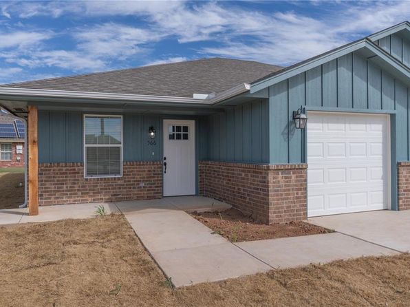 566 Parkhill Cir