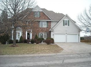 2204 NE Quonset Ct, Blue Springs, MO 64014