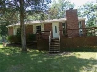 1301 Redwood Dr, Saint Clair, MO 63077