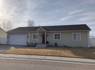 655 Alpine Dr, Chubbuck, ID 83202