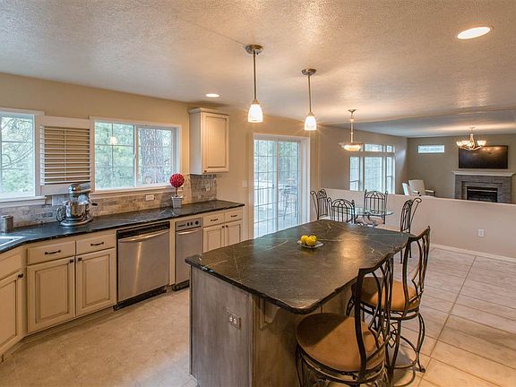 4th image of 7810 N Quamish Dr