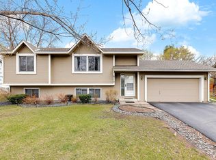 6113 111th Ave N, Champlin, MN 55316