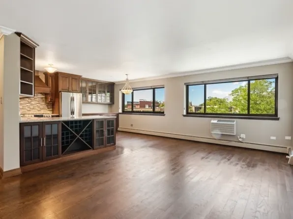 561 W Stratford Pl Unit 1-5B, Chicago, IL 60657