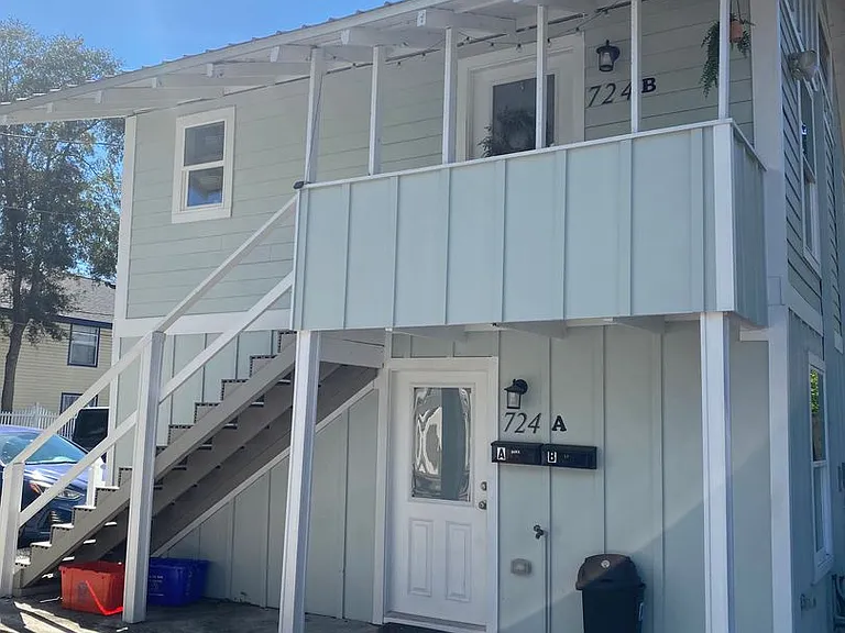 724 NW 3rd Ave #A — Photo 1