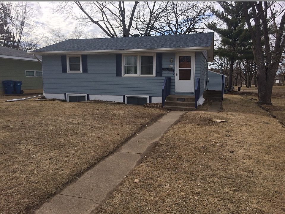 1st image of 1217 Broadway Ave S