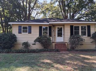 125 Lakeside Dr, Griffin, GA 30223
