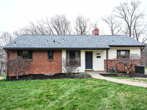 26 Terrace Dr, Pittsburgh, PA 15205