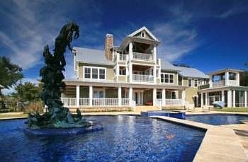1st image of 867 W Lake Shore Dr
