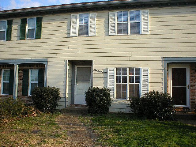 Front of Townhome