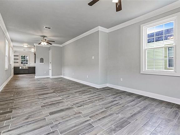4th image of 2515 Leonidas St