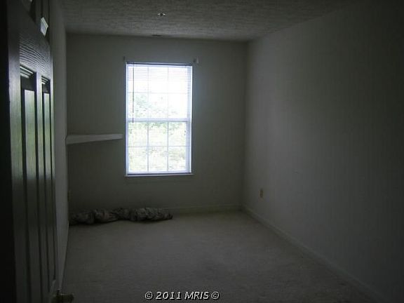 4th image of 707 Harvest Run Dr Unit 202