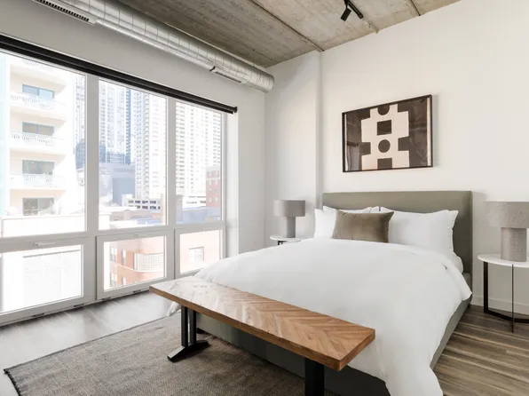 61 Erie, 61 W Erie St APT 401, Chicago, IL 60611