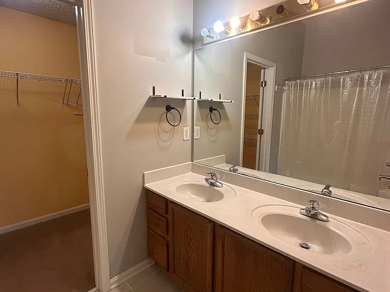 9406 Harlow Ct — Photo 18