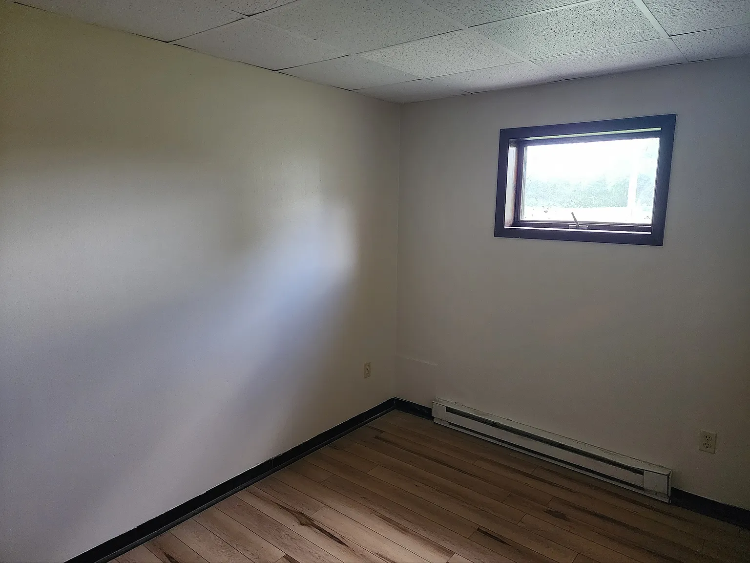 1820 Red Barn Village Road - 1 — Photo 4