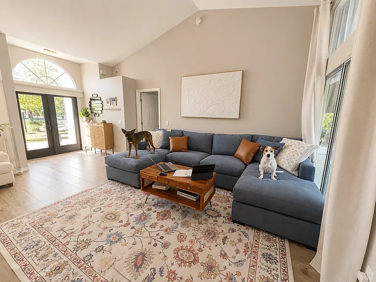 11140 San Sebastian Ln — Photo 2