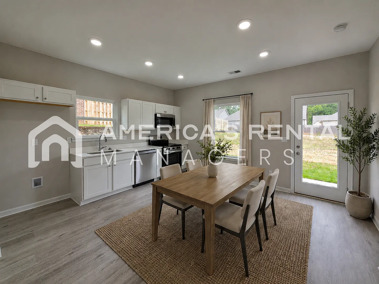 New Construction Townhome For Rent! — Photo 4