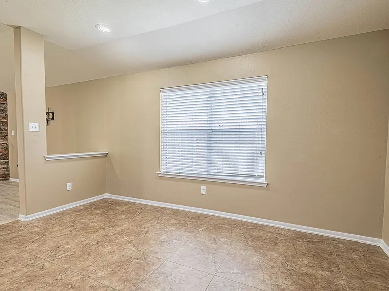 3318 Cactus Heights Ln — Photo 5