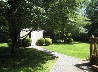 2608 Night Owl Ct, Pfafftown, NC 27040