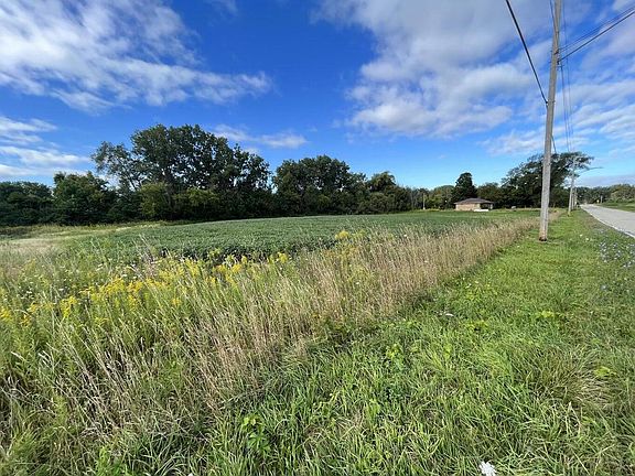 2nd image of 3431 East FITZSIMMONS ROAD