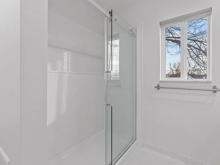 602 E Lincoln St — Photo 13