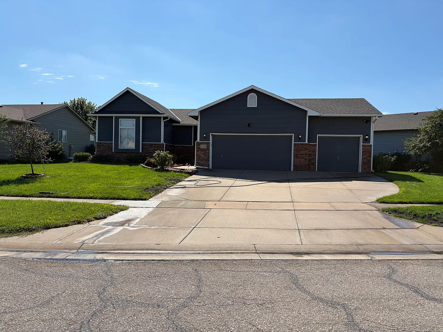 11803 W Jewell St — Photo 1