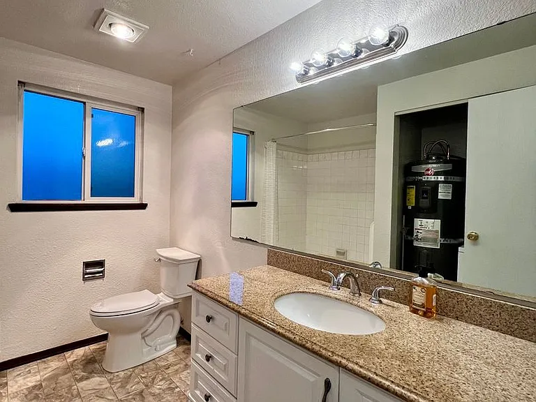 500 S Conway Pl #1 — Photo 4