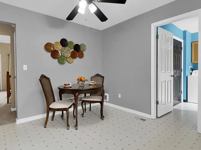 4720 S Dudley St #7 — Photo 9
