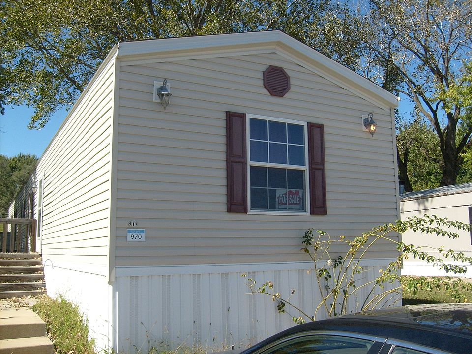 1st image of 970 S 74th St