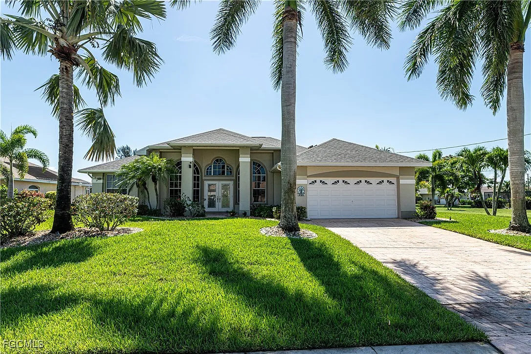 4 bed, 2.0 bath, 2253 sqft, $9,000 — Photo 1